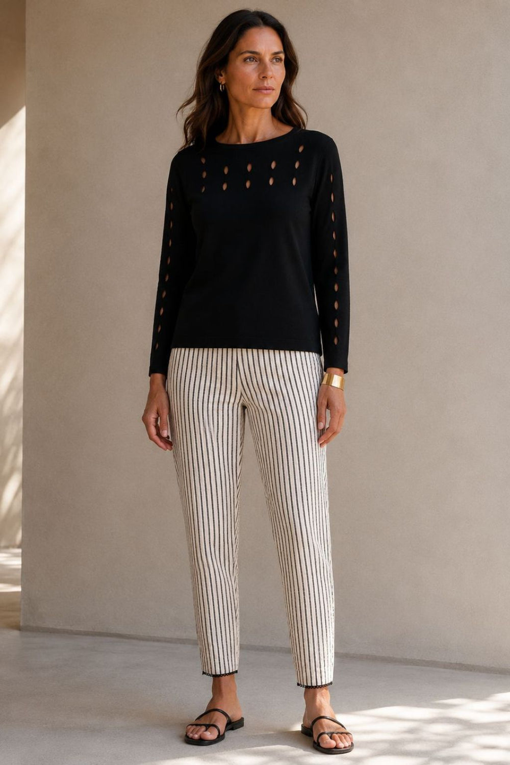 The Caserta 
Cut-out Top