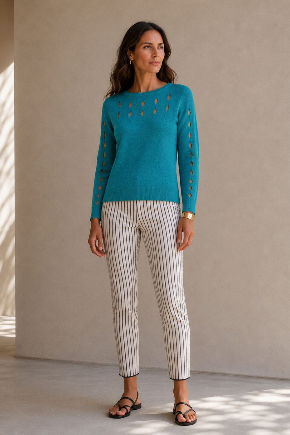 The Caserta 
Cut-out Top